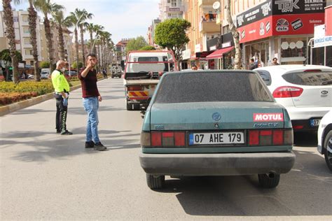 A­n­t­a­l­y­a­­d­a­ ­d­r­i­f­t­ ­y­a­p­a­n­ ­e­h­l­i­y­e­t­s­i­z­ ­s­ü­r­ü­c­ü­,­ ­p­o­l­i­s­i­ ­g­ö­r­ü­n­c­e­ ­k­a­ç­t­ı­